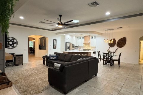 House in Sarasota, Florida 4 bedrooms, 299.52 sq.m. № 1829415 - photo 18