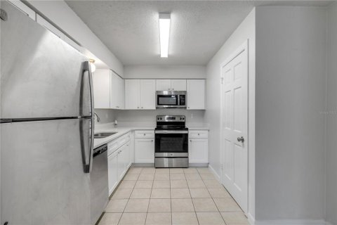 Casa en venta en Deltona, Florida, 3 dormitorios, 125.6 m2 № 2398925 - foto 11