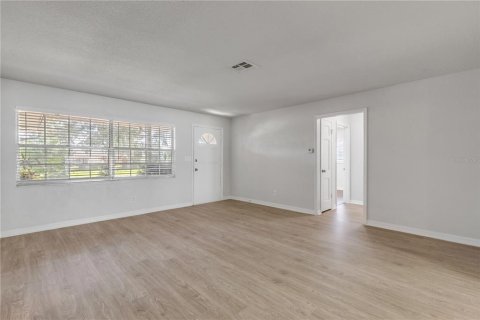 Casa en venta en Deltona, Florida, 3 dormitorios, 125.6 m2 № 2398925 - foto 7
