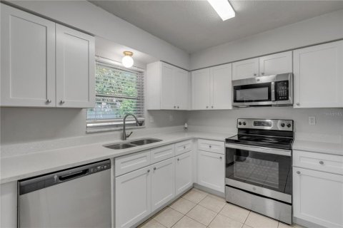 Casa en venta en Deltona, Florida, 3 dormitorios, 125.6 m2 № 2398925 - foto 12