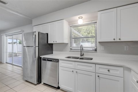Casa en venta en Deltona, Florida, 3 dormitorios, 125.6 m2 № 2398925 - foto 14
