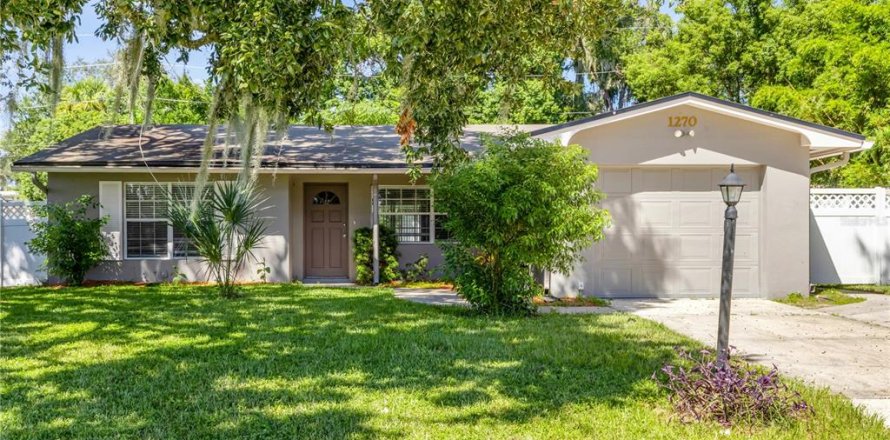 Casa en Deltona, Florida 3 dormitorios, 125.6 m2 № 2398925