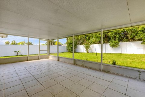 Casa en venta en Deltona, Florida, 3 dormitorios, 125.6 m2 № 2398925 - foto 27