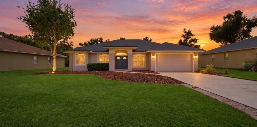 Villa ou maison à Parrish, Floride 3 chambres, 172.43 m2 № 2381051