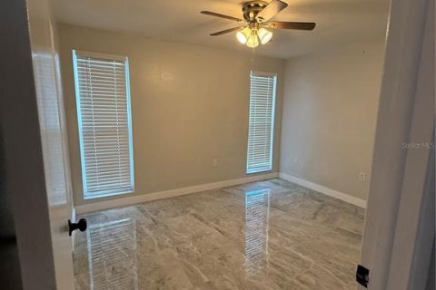 Casa en venta en New Port Richey, Florida, 2 dormitorios, 74.88 m2 № 1911173 - foto 12