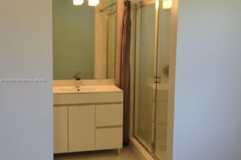 Adosado en alquiler en Dania Beach, Florida, 3 dormitorios № 2013757 - foto 12