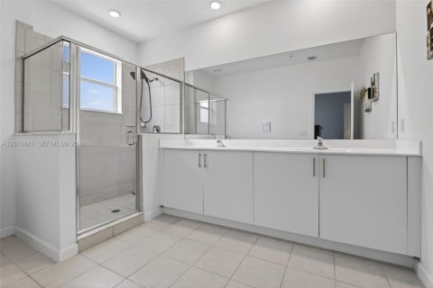 Adosado en venta en Lauderhill, Florida, 3 dormitorios, 151.99 m2 № 2186066 - foto 22