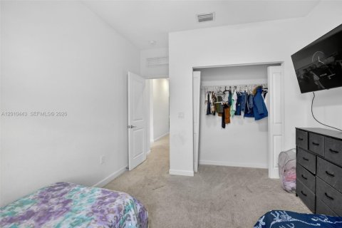 Adosado en venta en Lauderhill, Florida, 3 dormitorios, 151.99 m2 № 2186066 - foto 28