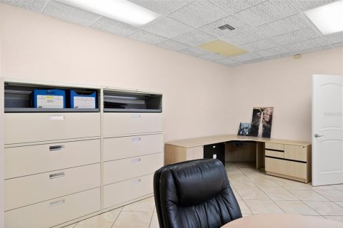 Immobilier commercial à vendre à Clearwater, Floride: 89.19 m2 № 2144129 - photo 17