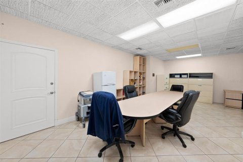Immobilier commercial à vendre à Clearwater, Floride: 89.19 m2 № 2144129 - photo 11