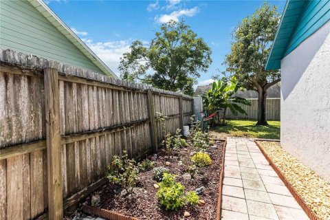 Casa en venta en Kissimmee, Florida, 3 dormitorios, 130.62 m2 № 1918004 - foto 30