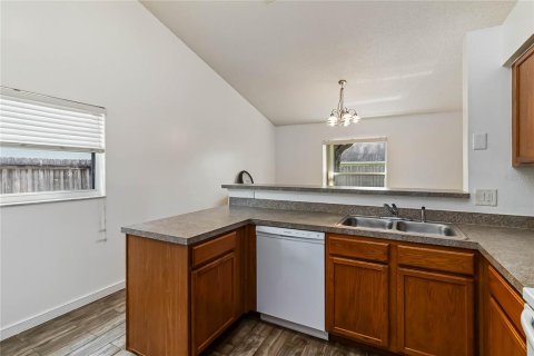 Casa en venta en Kissimmee, Florida, 3 dormitorios, 130.62 m2 № 1918004 - foto 15