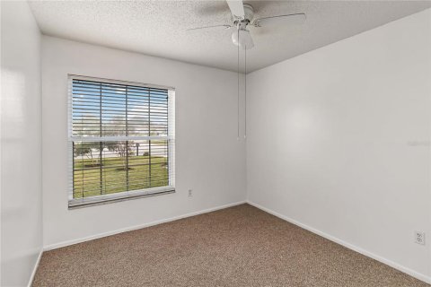 Casa en venta en Kissimmee, Florida, 3 dormitorios, 130.62 m2 № 1918004 - foto 16