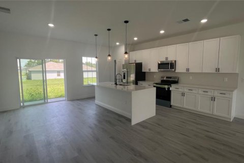 House in Ocala, Florida 4 bedrooms, 164.81 sq.m. № 1740849 - photo 8