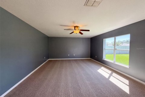House in Palm Coast, Florida 5 bedrooms, 273.69 sq.m. № 2416517 - photo 3