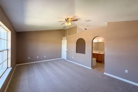 House in Palm Coast, Florida 5 bedrooms, 273.69 sq.m. № 2416517 - photo 7