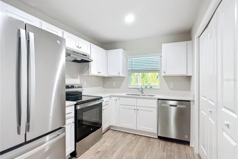 Immobilier commercial à vendre à Dunnellon, Floride: 4 chambres, 182.83 m2 № 2113755 - photo 5