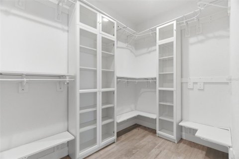 Купить виллу или дом в Тарпон-Спрингс, Флорида 6 комнат, 162.02м2, № 2142714 - фото 18