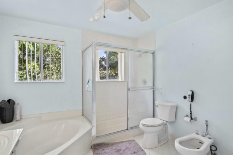 Touwnhouse à vendre à Boca Raton, Floride: 3 chambres, 160.54 m2 № 2081787 - photo 27