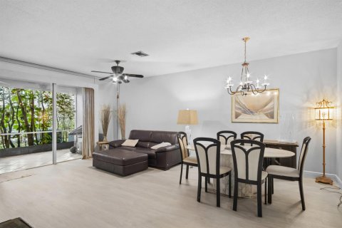 Touwnhouse à vendre à Boca Raton, Floride: 3 chambres, 160.54 m2 № 2081787 - photo 13