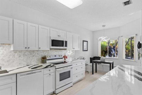 Touwnhouse à vendre à Boca Raton, Floride: 3 chambres, 160.54 m2 № 2081787 - photo 6