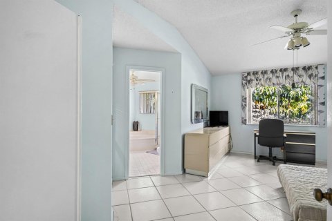 Touwnhouse à vendre à Boca Raton, Floride: 3 chambres, 160.54 m2 № 2081787 - photo 21