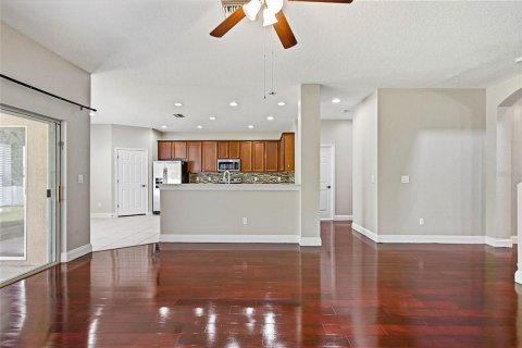 Villa ou maison à vendre à New Port Richey, Floride: 4 chambres, 270.9 m2 № 2395764 - photo 14