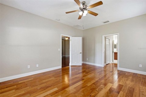 Villa ou maison à vendre à New Port Richey, Floride: 4 chambres, 270.9 m2 № 2395764 - photo 29