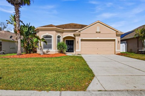 Villa ou maison à New Port Richey, Floride 4 chambres, 270.9 m2 № 2395764