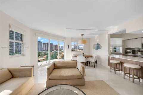 Купить кондоминиум в Авентура, Флорида 3 спальни, 156.17м2, № 1588209 - фото 8