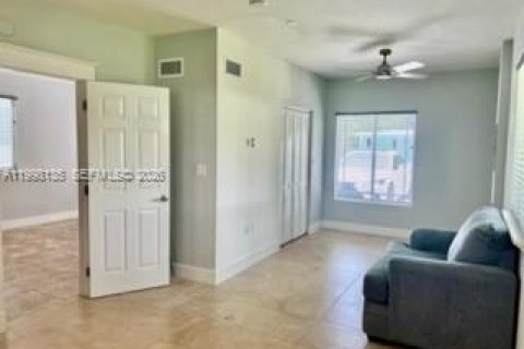 Villa ou maison à louer à Key Largo, Floride: 1 chambre, 60.29 m2 № 2060430 - photo 6