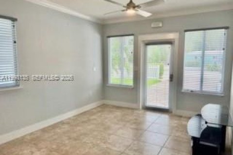 Villa ou maison à louer à Key Largo, Floride: 1 chambre, 60.29 m2 № 2060430 - photo 4
