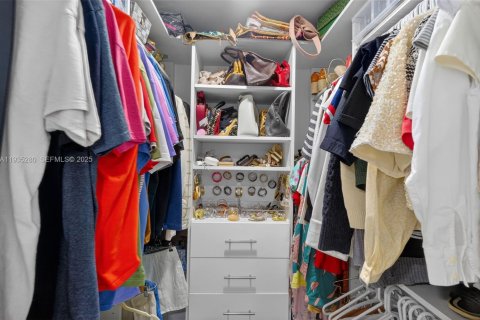 Condominio en alquiler en Doral, Florida, 2 dormitorios, 86.03 m2 № 1993602 - foto 23