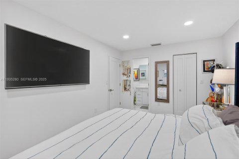 Condominio en alquiler en Doral, Florida, 2 dormitorios, 86.03 m2 № 1993602 - foto 21