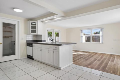 Casa en venta en Seminole, Florida, 2 dormitorios, 104.79 m2 № 2420638 - foto 27