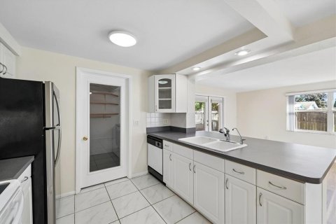 Casa en venta en Seminole, Florida, 2 dormitorios, 104.79 m2 № 2420638 - foto 14