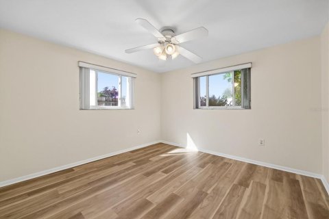 Casa en venta en Seminole, Florida, 2 dormitorios, 104.79 m2 № 2420638 - foto 10