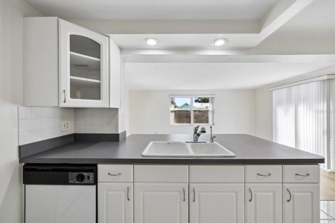 Casa en venta en Seminole, Florida, 2 dormitorios, 104.79 m2 № 2420638 - foto 17