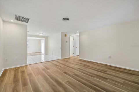 Casa en venta en Seminole, Florida, 2 dormitorios, 104.79 m2 № 2420638 - foto 25