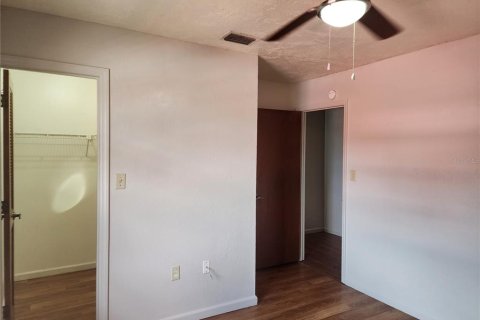 Appartement à louer à Lakeland, Floride: 2 chambres, 303.23 m2 № 2386452 - photo 12
