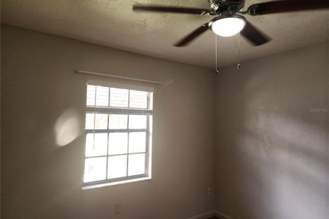 Appartement à louer à Lakeland, Floride: 2 chambres, 303.23 m2 № 2386452 - photo 10