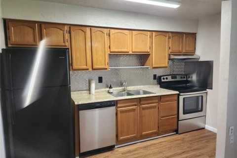 Appartement à louer à Lakeland, Floride: 2 chambres, 303.23 m2 № 2386452 - photo 6