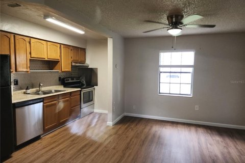 Appartement à louer à Lakeland, Floride: 2 chambres, 303.23 m2 № 2386452 - photo 5