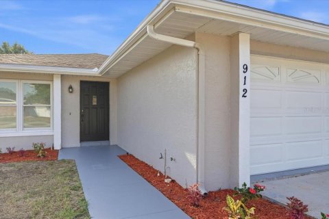 Villa ou maison à Winter Haven, Floride 3 chambres, 139.54 m2 № 2100942