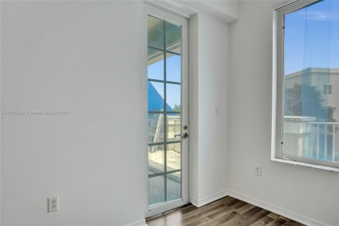Condo in Jupiter, Florida, 2 bedrooms  № 1819799 - photo 24