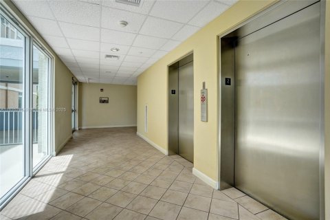 Condo in Jupiter, Florida, 2 bedrooms  № 1819799 - photo 5