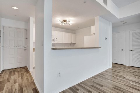 Condo in Jupiter, Florida, 2 bedrooms  № 1819799 - photo 16