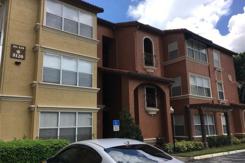 Condominio en alquiler en Orlando, Florida, 1 dormitorio, 66.05 m2 № 1822619 - foto 1