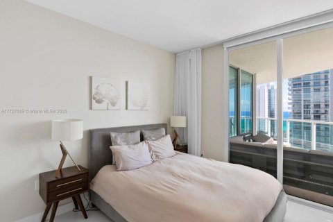 Copropriété à vendre à Sunny Isles Beach, Floride: 3 chambres, 138.61 m2 № 1867600 - photo 17