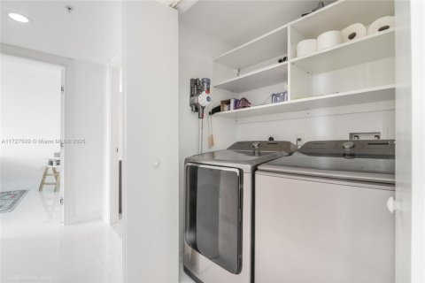 Copropriété à vendre à Sunny Isles Beach, Floride: 3 chambres, 138.61 m2 № 1867600 - photo 16